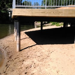 Schutmaat Park - What an ugly monstrosity. Supposedly a fishing dock but it doesn't have a single rod holder.