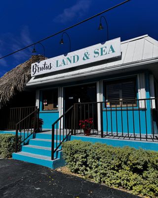 Brutus Land and Sea by null