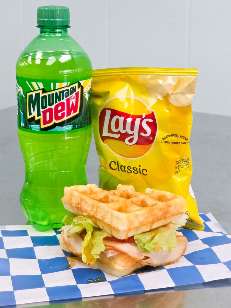 Blazin Scoops Creamery Logo