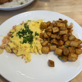 Eggsquisite Cafe - Smoked Salmon Scram - Breakfast & Brunch Near Me - Mansfield, Texas