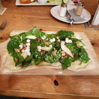 Alex - Flatbread with goat cheese, honey, walnuts, and pears. Please don't ask me what this was called in German! - Cafes Near Me - Oberhausen, NW