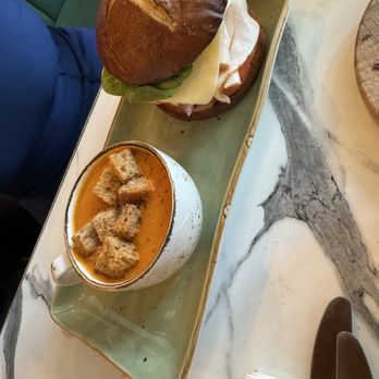 Chiqueolatte - Turkey and Havarti Sandwich - Coffee & Tea Near Me - Chicago, Illinois