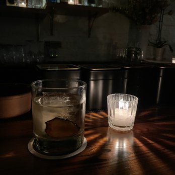 Alma Negra - Beso rojo - Mexican Near Me - Brooklyn, New York