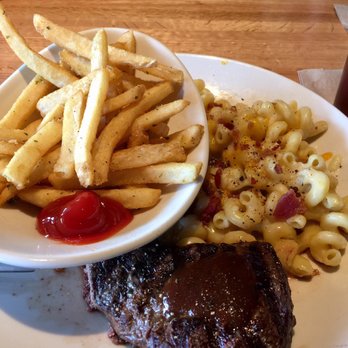 Applebee's Grill + Bar - Sirloin, Garlic Fries, Bacon Mac & Cheese - American Near Me - Rochester, New York