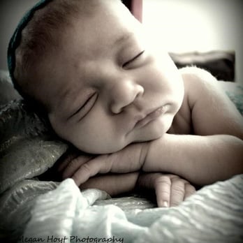 Full Moon Midwifery - A sweetly sleeping baby and satisfied client - Midwives Near Me - Canby, Oregon Full Moon Midwifery - A sweetly sleeping baby and satisfied client - Midwives Near Me - Canby, Oregon
