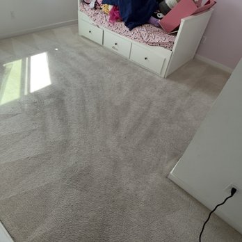 FourSevens Professionally Cleaned - Second bedroom after carpet cleaning - Carpet Cleaning Near Me FourSevens Professionally Cleaned - Second bedroom after carpet cleaning - Carpet Cleaning Near Me
