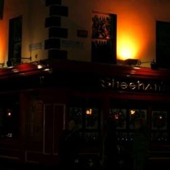 Sheehans - Pubs Near Me - Dublin, D