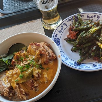 Hawking Bird - Curry bird, blistered green beans, half-finished pint of Old Kan, part of Oakland Restaurant Week 2020 - Asian Fusion Near Me - Oakland, California Hawking Bird - Curry bird, blistered green beans, half-finished pint of Old Kan, part of Oakland Restaurant Week 2020 - Asian Fusion Near Me - Oakland, California