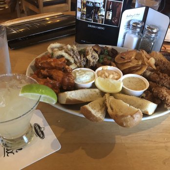 Mahony's Tavern - Irish Near Me - Vancouver, British Columbia