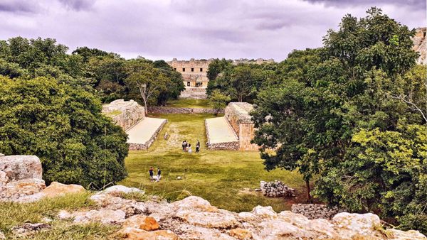 Uxmal by null