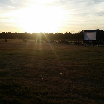 Nani Falcone Park - Movie tonight... nice! - Parks Near Me - San Antonio, Texas Nani Falcone Park - Movie tonight... nice! - Parks Near Me - San Antonio, Texas