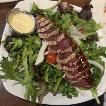 Pounders Restaurant - Pizza Near Me - Laie, Hawaii
