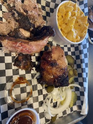 Smokey D'Z BBQ by null