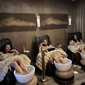 Fix Head Spa & Beyond - Massage Near Me - Knoxville, Tennessee Fix Head Spa & Beyond - Massage Near Me - Knoxville, Tennessee