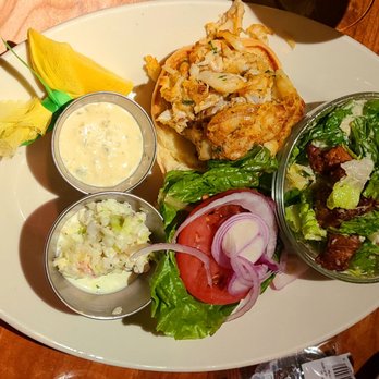 Old Ebbitt Grill - Single Crab Cake Sandwich - Bars Near Me - Washington, DC, District of Columbia