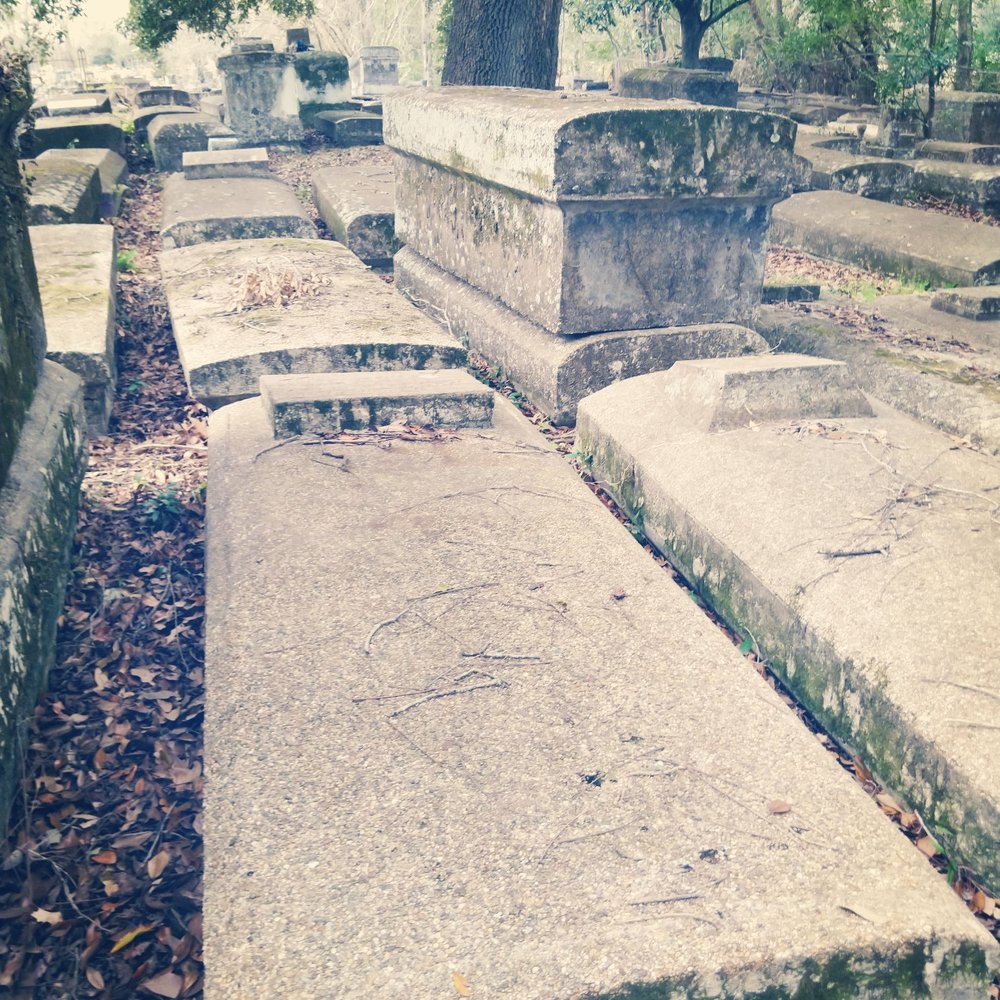 Lutheran Cemetery - Funeral Services & Cemeteries Near Me - Baton Rouge, Louisiana