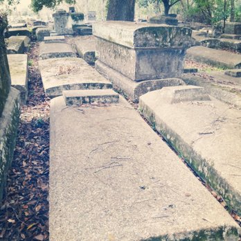 Lutheran Cemetery - Funeral Services & Cemeteries Near Me - Baton Rouge, Louisiana