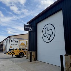 Highway 71 Brewing - Outside