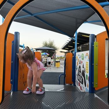 Pioneer Community Park - Playground - Fishing Near Me - Peoria, Arizona Pioneer Community Park - Playground - Fishing Near Me - Peoria, Arizona