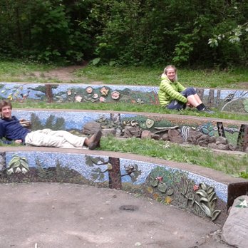 Marquam Nature Park - Beautiful mosaic wall done by children and local community groups. - Hiking Near Me - Portland, Oregon Marquam Nature Park - Beautiful mosaic wall done by children and local community groups. - Hiking Near Me - Portland, Oregon