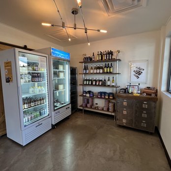 OroBianco Italian Creamery - Interior - Gelato Near Me - Blanco, Texas OroBianco Italian Creamery - Interior - Gelato Near Me - Blanco, Texas