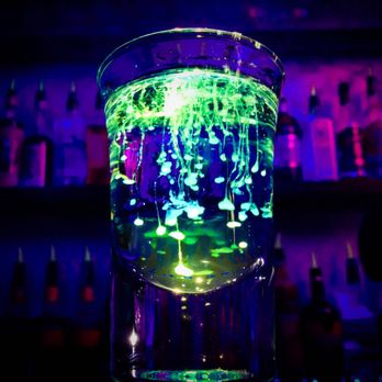 Swig - Cocktail Bars Near Me - Naples, NA