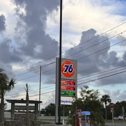 Daybreak Market