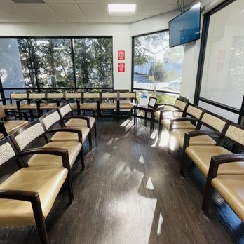 Florida Eye Clinic of Orlando - Waiting area - Optometrists Near Me - Orlando, Florida