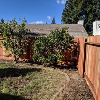Fence Lifts - Fences & Gates Near Me - Roseville, California