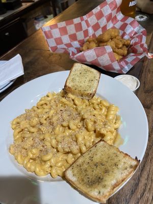 Aces Garage Bar & Grill by null