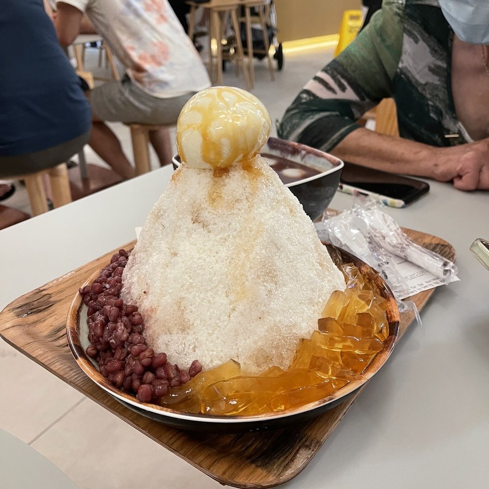 Meet Fresh - Red bean milk shaved ice - Bubble Tea Near Me - Flushing, New York Meet Fresh - Red bean milk shaved ice - Bubble Tea Near Me - Flushing, New York