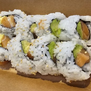 Poki Maki by Mr.7 - Salmon Avocado Roll - Japanese Near Me - Walnut, California
