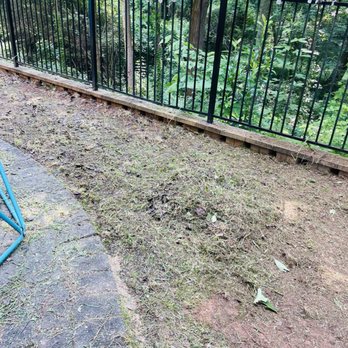 Northern Seasons Landscaping - Before weeding,edging and mulch - Lawn Services Near Me Northern Seasons Landscaping - Before weeding,edging and mulch - Lawn Services Near Me