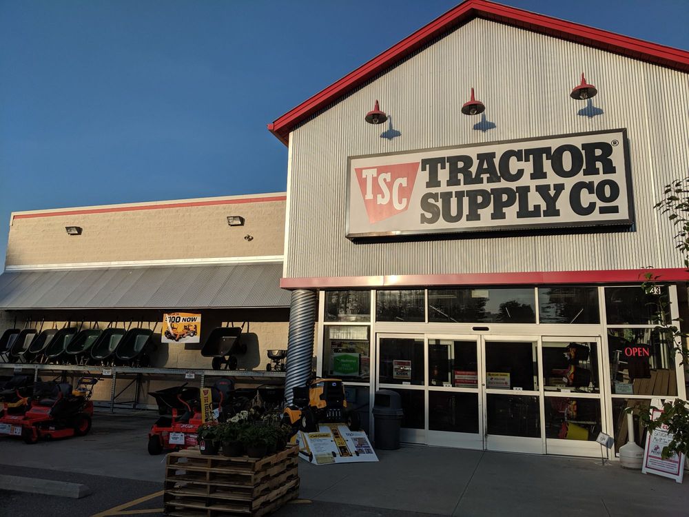 TRACTOR SUPPLY 31 Photos & 13 Reviews Hardware Stores 433 Centerville Tpke S, Chesapeake