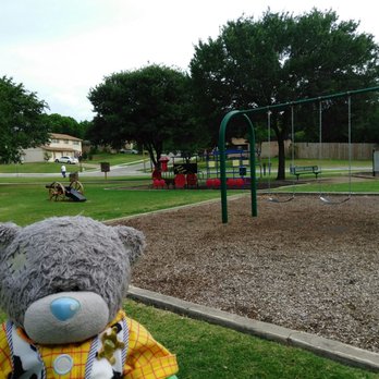 Rawhide Park Walking Trails - Parks Near Me - Farmers Branch, Texas Rawhide Park Walking Trails - Parks Near Me - Farmers Branch, Texas