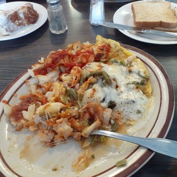 Bellflower Diner - Mexican Omelette with added Cactus. Comes with hash browns. - Breakfast & Brunch Near Me - Bellflower, California