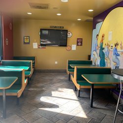 Shell - Seating area available for customers