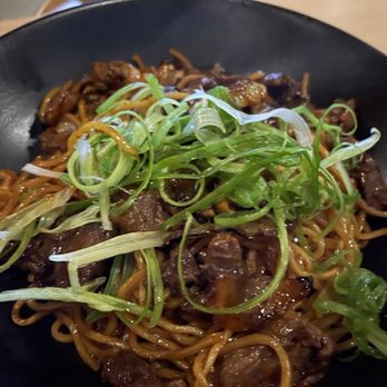 Zu Izakaya - ASU - Garlic Butter stir fry noodles with beef - Sushi Bars Near Me - Tempe, Arizona Zu Izakaya - ASU - Garlic Butter stir fry noodles with beef - Sushi Bars Near Me - Tempe, Arizona