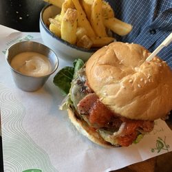 Good Eastern Taphouse - Burger and fries with aioli