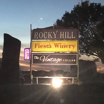Fiesta Winery - Wine Tasting Room Near Me - Fredericksburg, Texas