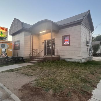 La Perla - Dive Bars Near Me - Austin, Texas