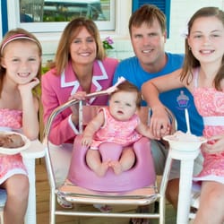 JoJo's Cupcakes & Cream - Come visit us at JoJo's Cupcake & Cream!