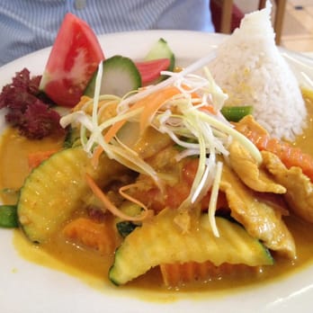 Vietthao - Chicken curry - Vietnamese Near Me - Vienna, 9