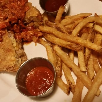 BowTie Barbecue - Southern Near Me - Savannah, Georgia