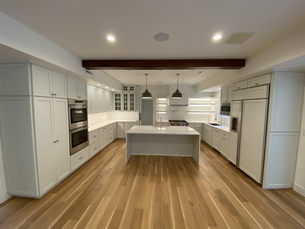 Slide of Lisi Contracting