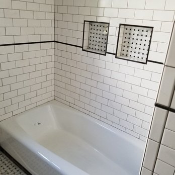 Seland’s Karpetland - a bathtub in a bathroom - Carpeting Near Me - Coon Valley, Wisconsin Seland’s Karpetland - a bathtub in a bathroom - Carpeting Near Me - Coon Valley, Wisconsin