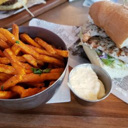 The Jasper, a chicken burger with avocado and brie.  $17.50 and a $2.00 upgrade to yam fries, in 2020.