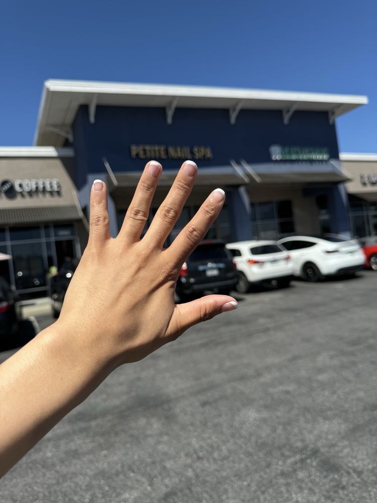 Petite Nail Spa