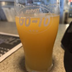 Burnet Go To - Meanwhile Hazy IPA