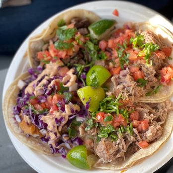 El Camion - Carnitas and Carne Asada Tacos! - Mexican Near Me - Seattle, Washington El Camion - Carnitas and Carne Asada Tacos! - Mexican Near Me - Seattle, Washington